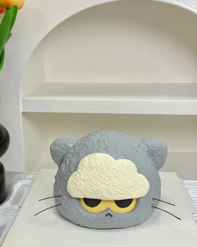 1个4寸猫猫头蛋糕