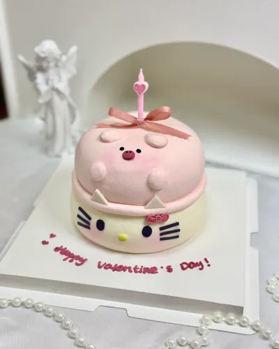 1个4寸加高猪猪kitty 蛋糕